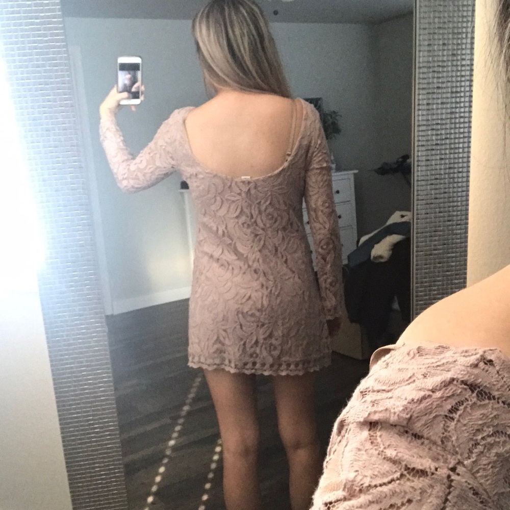 Dress - Picture 3 of 4